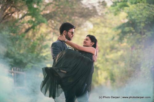 pre wedding photo poses