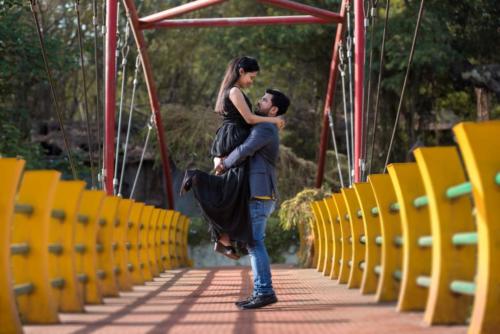 pre wedding photograph poses